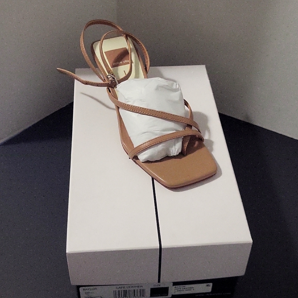 NEW DOLCE VITA baylor heels sandal in Cafe Leather size 7